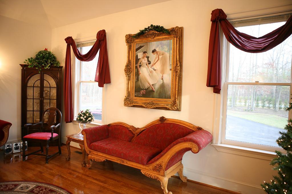 Rosewood Manor Bed & Breakfast 포트토바코 외부 사진