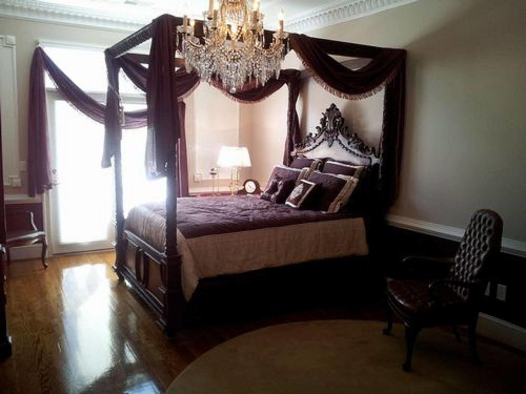 Rosewood Manor Bed & Breakfast 포트토바코 외부 사진