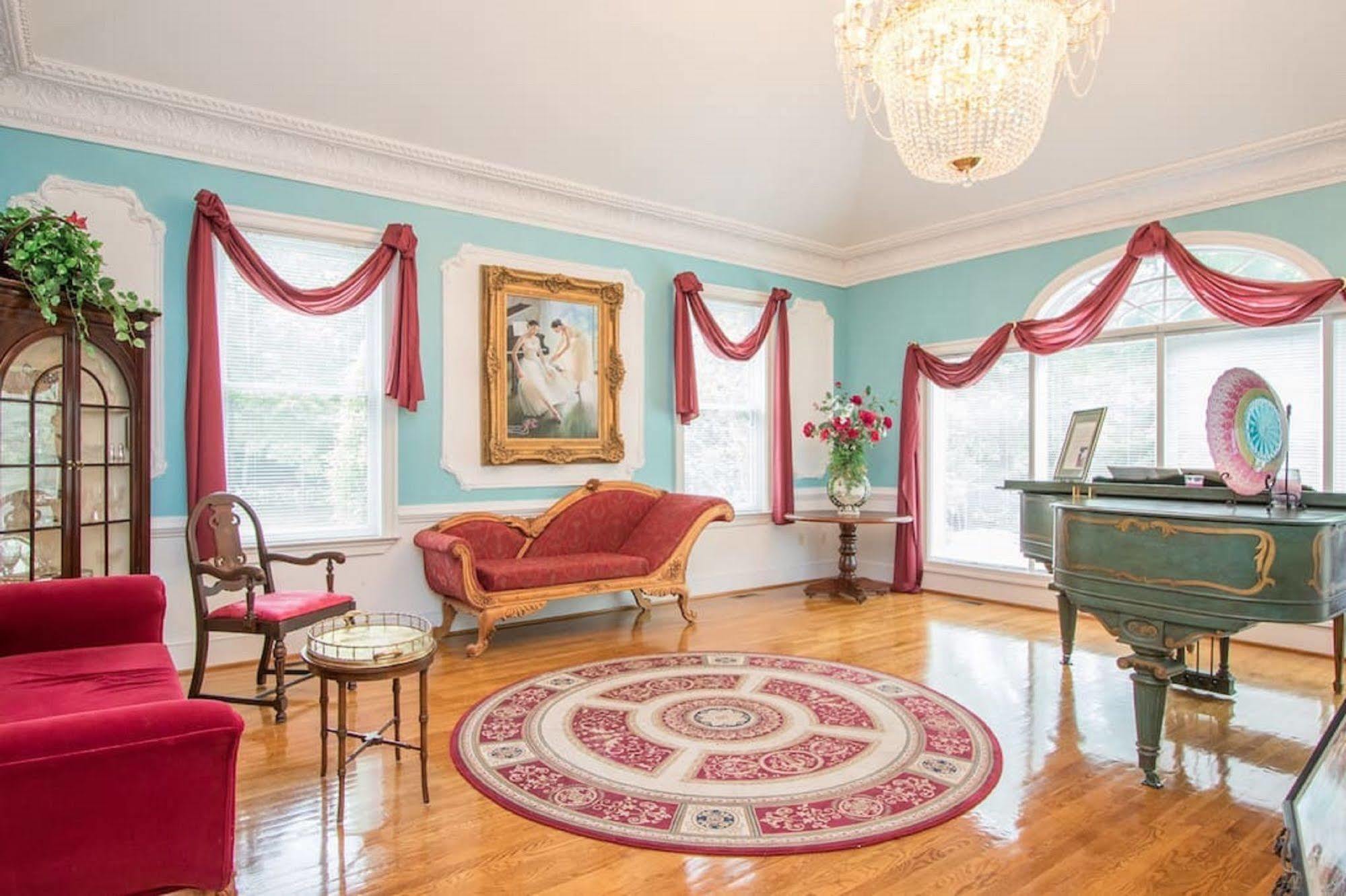 Rosewood Manor Bed & Breakfast 포트토바코 외부 사진